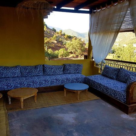 Ourika Timalizene Le Jardin Des Delices Hotell Tamezindert Exteriör bild