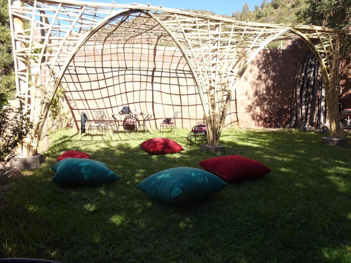 Ourika Timalizene Le Jardin Des Delices Hotell Tamezindert Exteriör bild